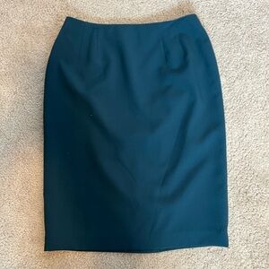 LARRY Levine Women’s Turquoise Skirt Size 10